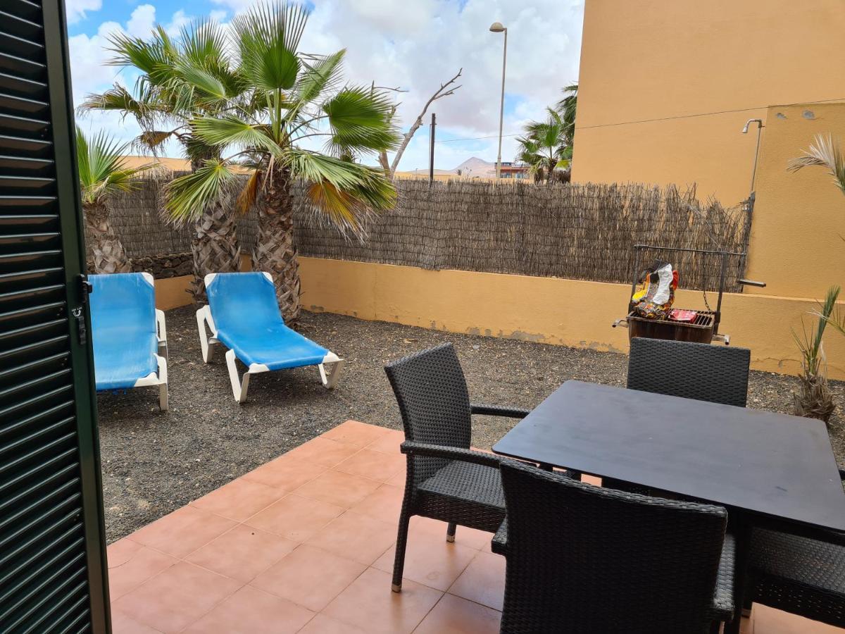 Amagante Hostel Corralejo Extérieur photo